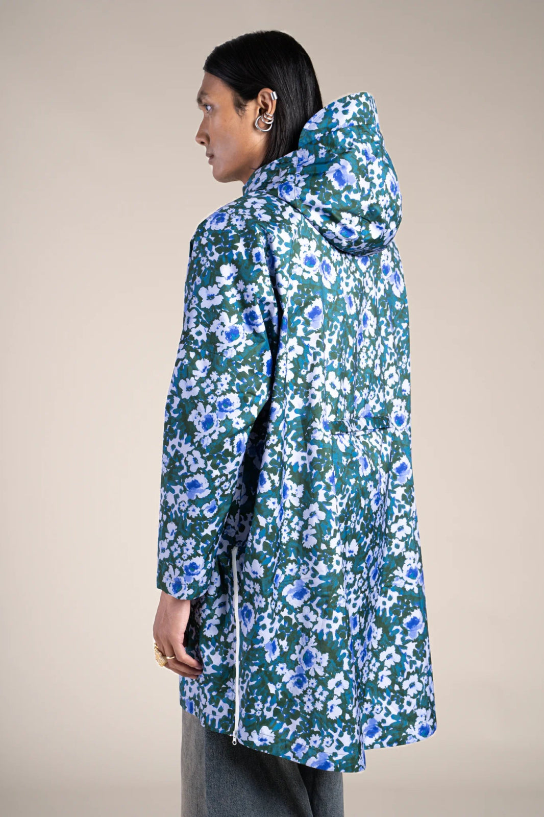 Liberté - Cape de pluie - Veste coupe-vent modulable en sac - Flotte #couleur_geranium